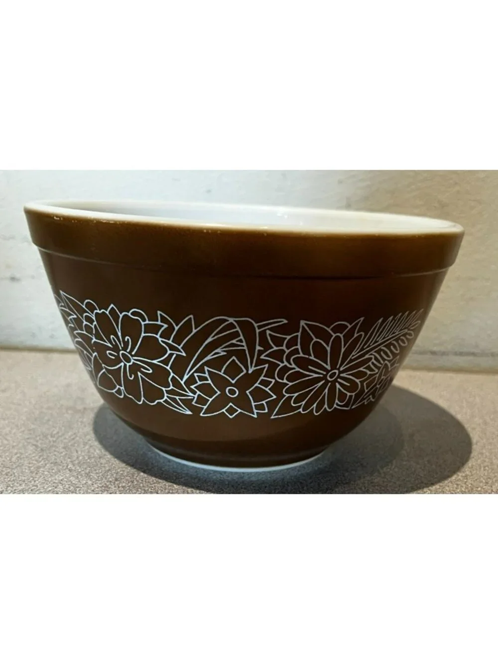 Pyrex Woodland Brown Mixing Bowl Small 401 750 ml, 1-1/2 Pint Vintage